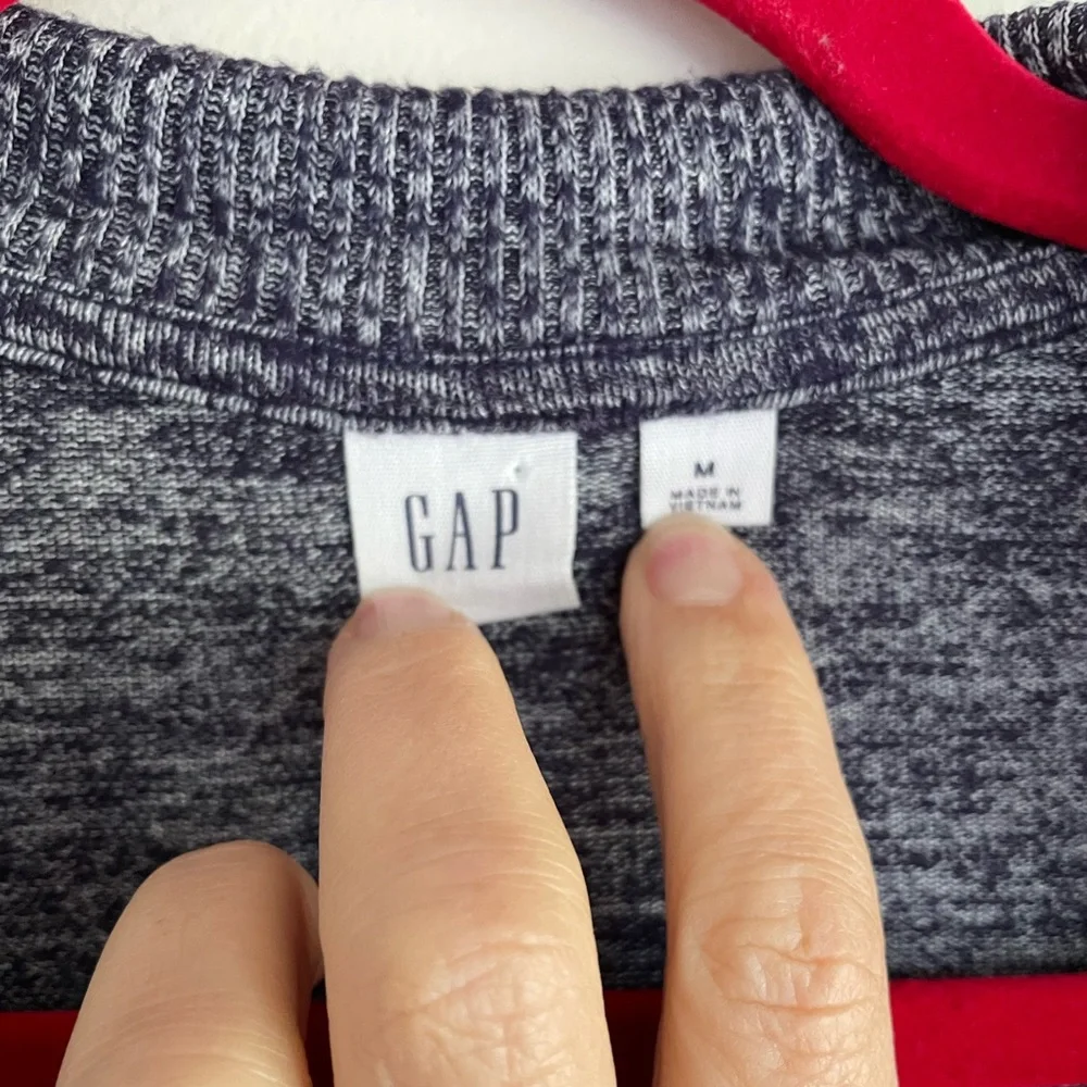 GAP Women's Navy Blue Johnny Collar V Neck Sweater Size M